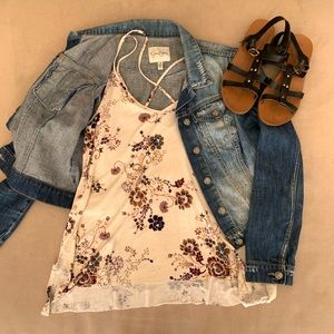 Cropped denim jacket